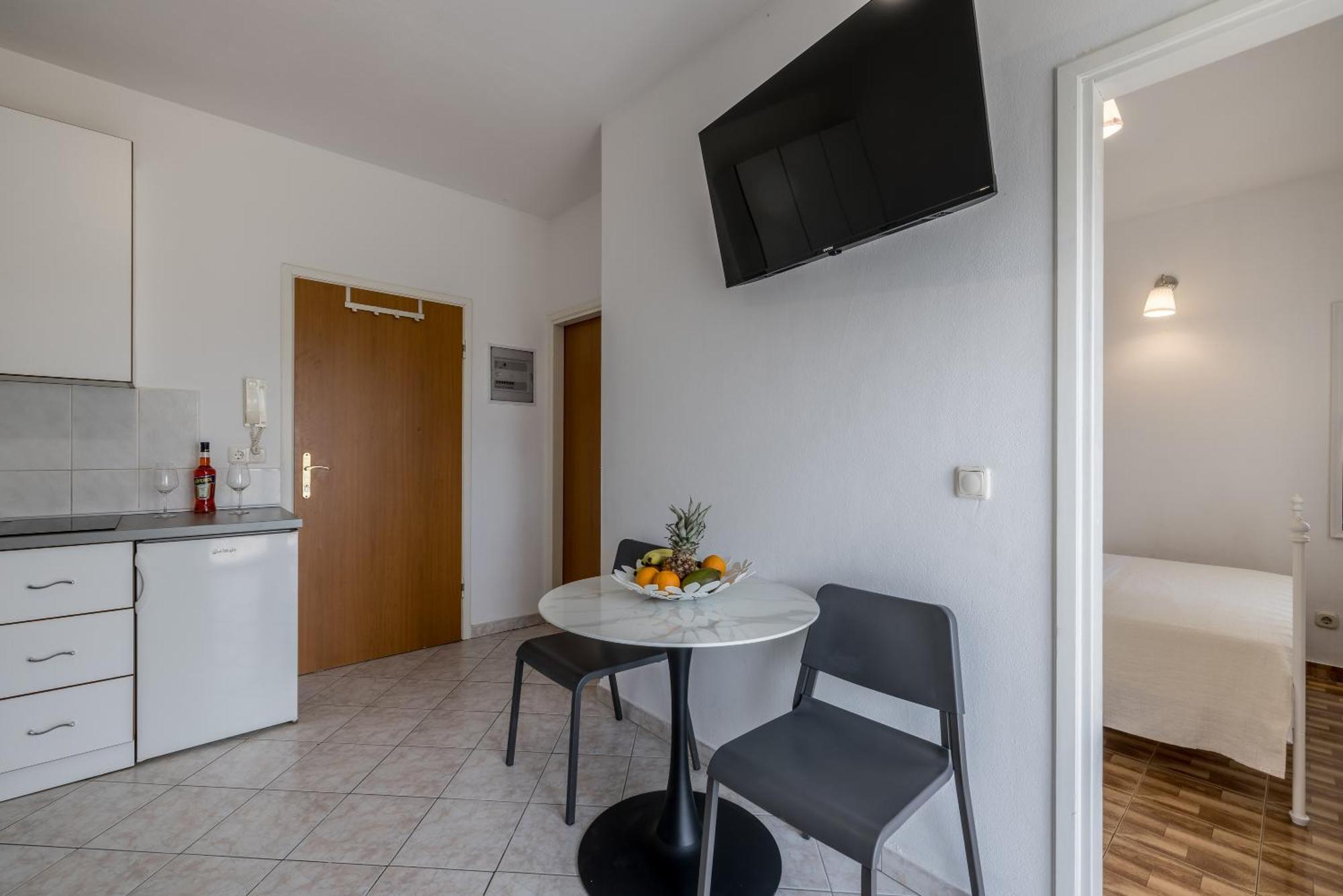 Mediterano Apartments Podstrana Ngoại thất bức ảnh
